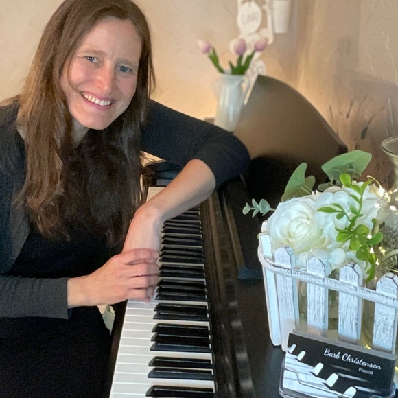 Meet your Posher, Barb - Picture 1 of 1